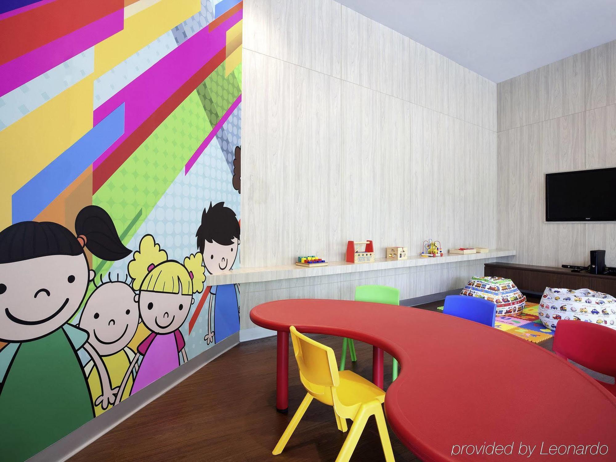 Ibis Styles Jakarta Sunter Exterior foto
